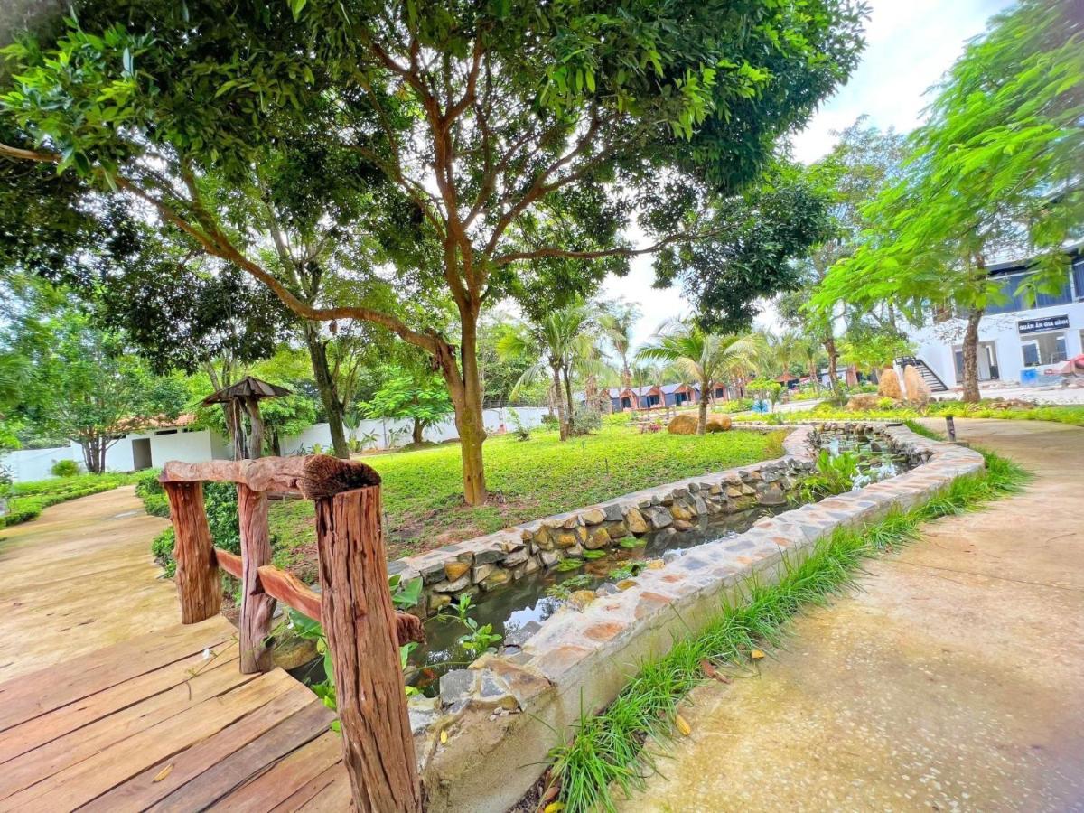 Ho Coc Park & Resort Xa Nhu Lam Bagian luar foto