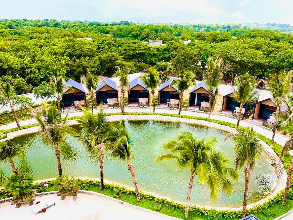 Ho Coc Park & Resort Xa Nhu Lam Bagian luar foto