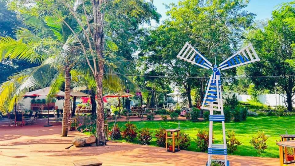 Ho Coc Park & Resort Xa Nhu Lam Bagian luar foto